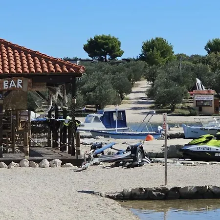 Maui, Kamp Heron, Drage, Croatia *