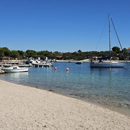 Maui, Kamp Heron, Drage, Croatia * Drage