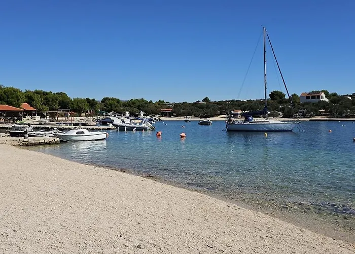 Maui, Kamp Heron, Drage, Croatia * Drage