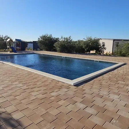 Maui, Kamp Heron, Drage, Croatia *